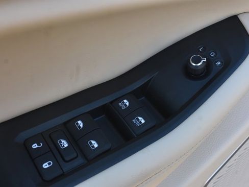 New 2026 Jeep Grand Cherokee L Limited image 12