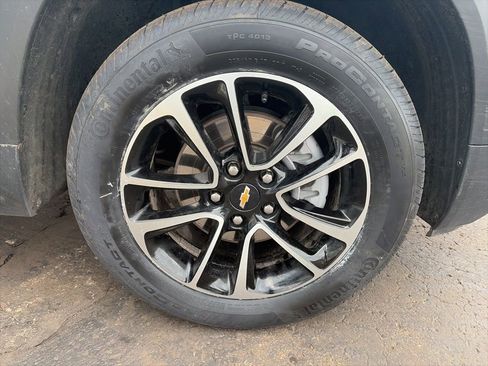 Used 2025 Chevrolet TrailBlazer LT image 6