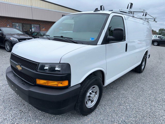 Used 2025 Chevrolet Express 2500 w/ Driver Convenience Package RWD image 2