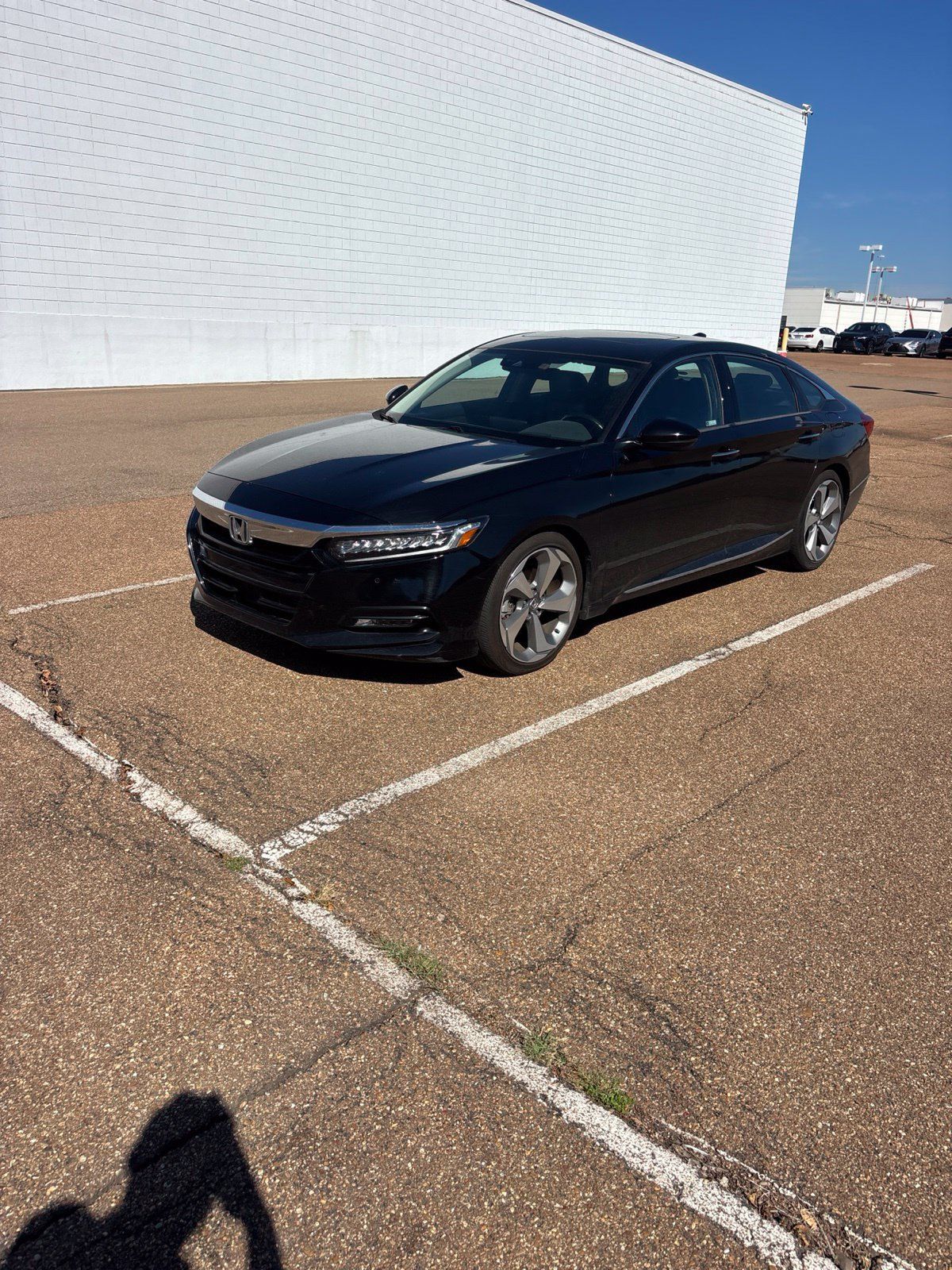 Used 2018 Honda Accord Touring image 3