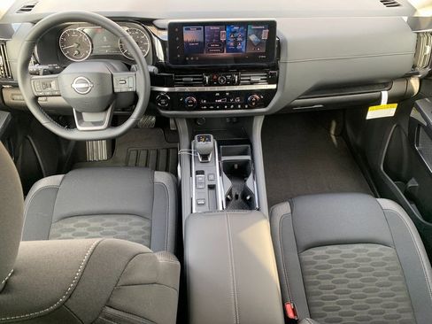 New 2026 Nissan Pathfinder SV image 12