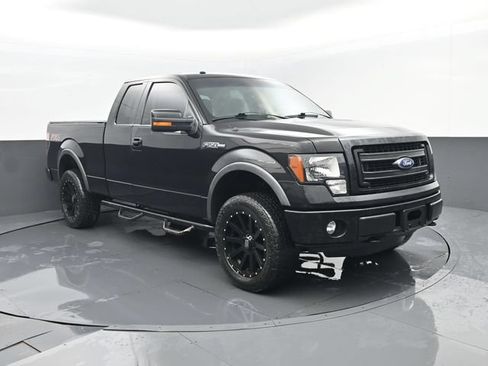 Used 2013 Ford F150 FX4 w/ Mid Equipment Group AWD/4WD image 3