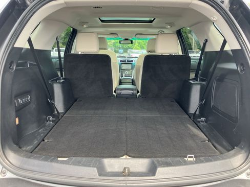 Used 2016 Ford Explorer Platinum AWD/4WD image 36