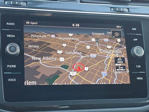 Used 2019 Volkswagen Tiguan SEL image 4