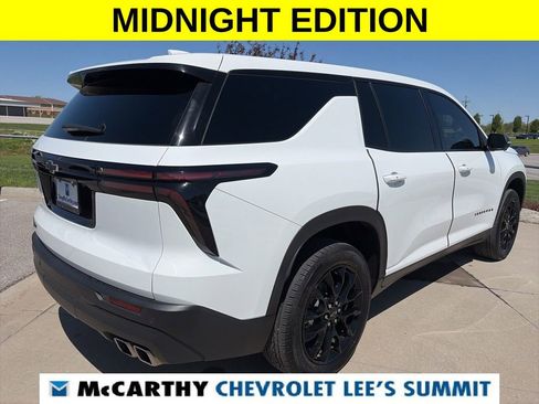 Used 2024 Chevrolet Traverse LS w/ Midnight/Sport Edition FWD image 12