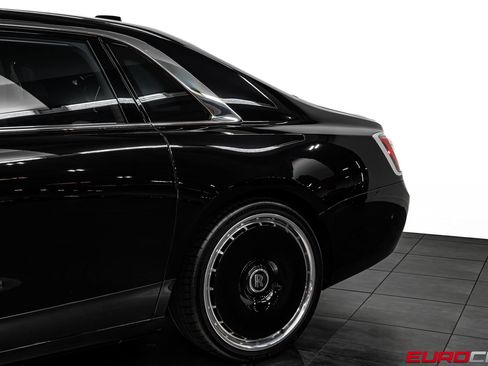 Used 2021 Rolls-Royce Ghost Extended Wheelbase AWD/4WD image 16