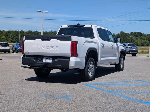 New 2026 Toyota Tundra SR5 AWD/4WD image 5