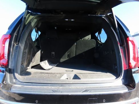 Used 2021 GMC Yukon XL Denali image 19