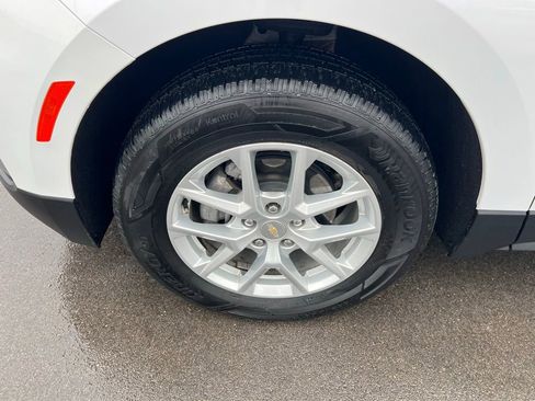 Used 2023 Chevrolet Equinox LT image 13