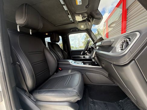 Used 2025 Mercedes-Benz G 580 w/ EQ Technology image 36