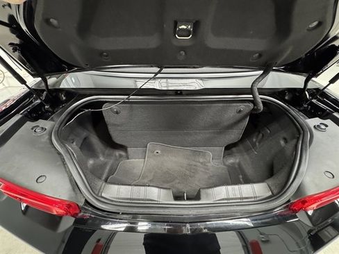 Used 2020 Chevrolet Camaro LT image 13