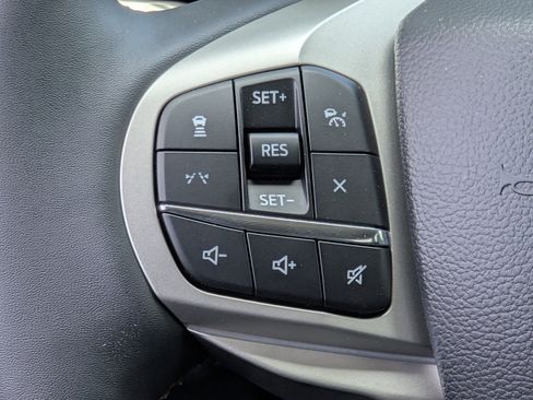 New 2026 Ford Explorer Active RWD image 13