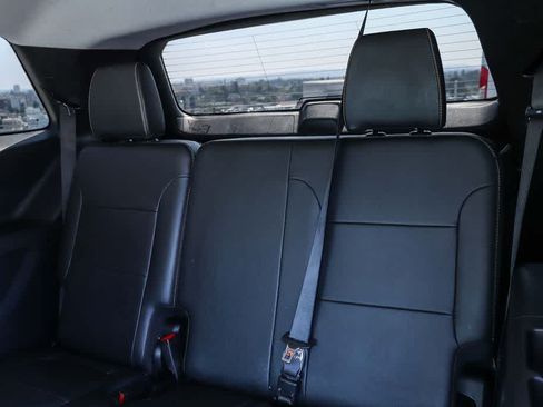 Used 2020 Chevrolet Traverse RS w/ LPO, Floor Liner Package FWD image 18