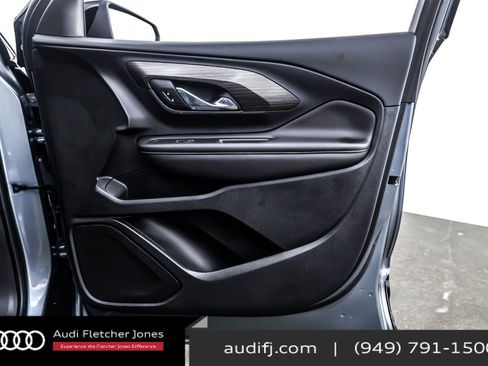 Used 2021 GMC Terrain SLT w/ Elevation Edition image 22