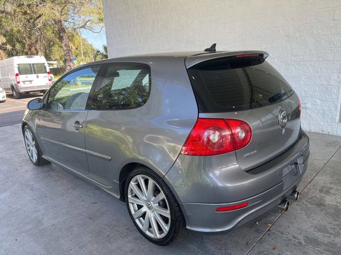 Used 2008 Volkswagen R32 AWD/4WD image 5