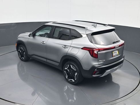 Used 2024 Kia Seltos SX AWD/4WD image 19