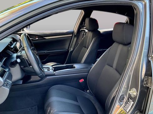 Used 2020 Honda Civic Sport image 8