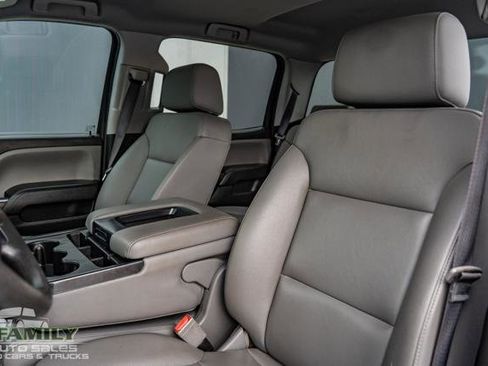 Used 2018 Chevrolet Silverado 3500 W/T image 24