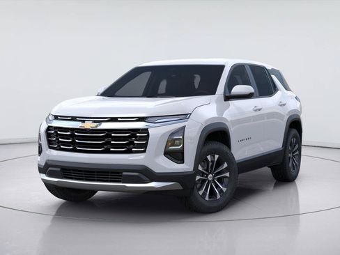 New 2027 Chevrolet Equinox LT w/ Safety and Technology Package FWD image 6