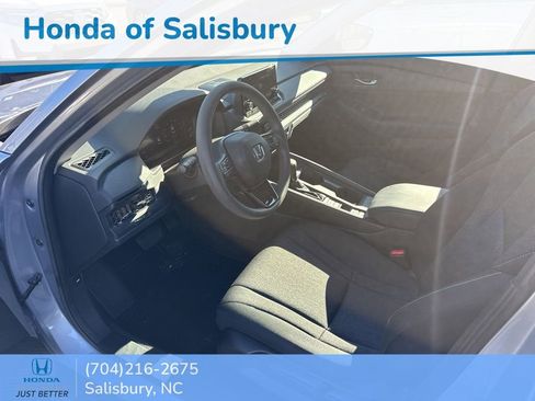 Certified 2023 Honda Accord LX image 10