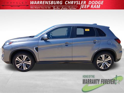 Used 2024 Mitsubishi Outlander Sport SE AWD/4WD image 7