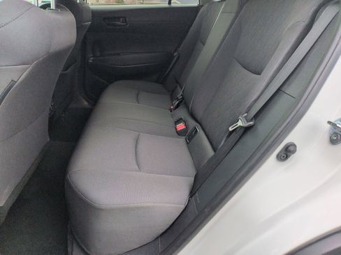 Used 2023 Toyota Corolla Cross LE w/ Moonroof Package image 30