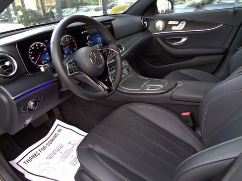 Used 2023 Mercedes-Benz E 350 4MATIC Sedan image 10