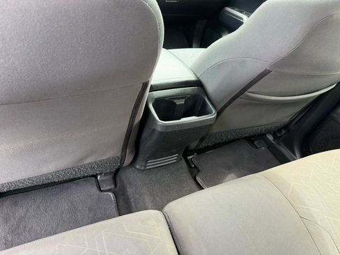 Used 2019 Toyota Tacoma TRD Sport w/ Technology Package RWD image 17