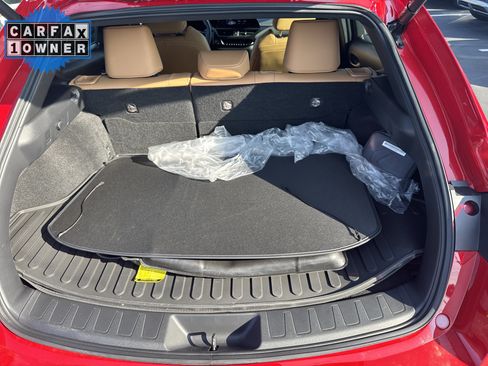 Used 2025 Lexus UX 300h FWD image 34