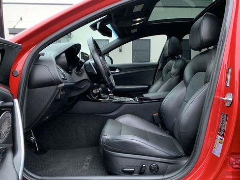 Used 2020 Kia Stinger GT-Line w/ Sun & Sound Package image 30