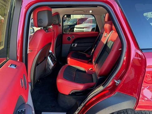 Used 2021 Land Rover Range Rover Sport HST image 30