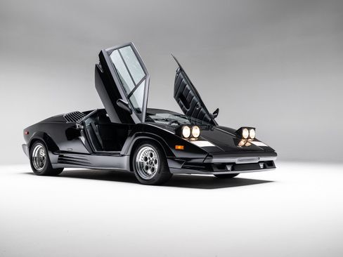 Used 1989 Lamborghini Countach Coupe RWD image 1