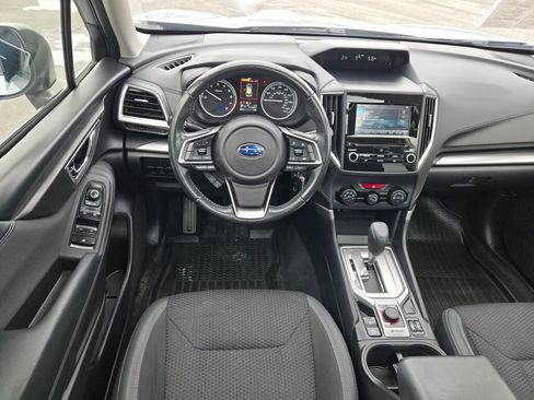 Used 2020 Subaru Forester Premium image 17