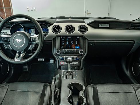 Used 2017 Ford Mustang Premium RWD image 33