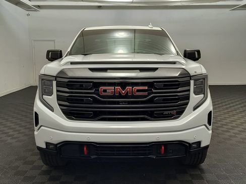 Used 2023 GMC Sierra 1500 AT4 w/ AT4 Premium Package AWD/4WD image 6