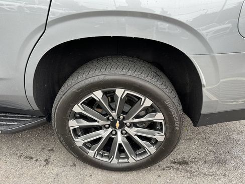 Used 2025 Chevrolet Tahoe High Country AWD/4WD image 17