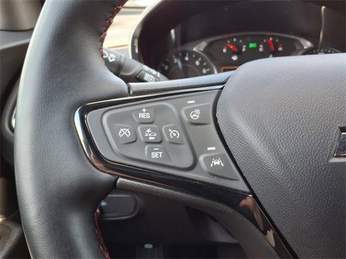 Used 2023 Chevrolet Equinox RS image 18