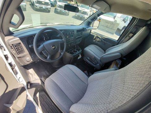 New 2026 Chevrolet Express 2500 w/ Driver Convenience Package RWD image 18