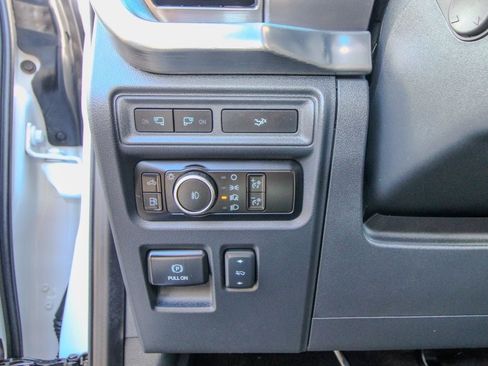 Used 2023 Ford F150 Lariat w/ Equipment Group 502A High image 20