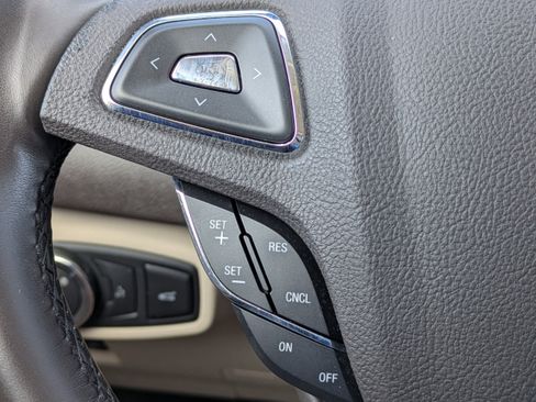 Used 2019 Lincoln MKC Select w/ Select Plus Package FWD image 23