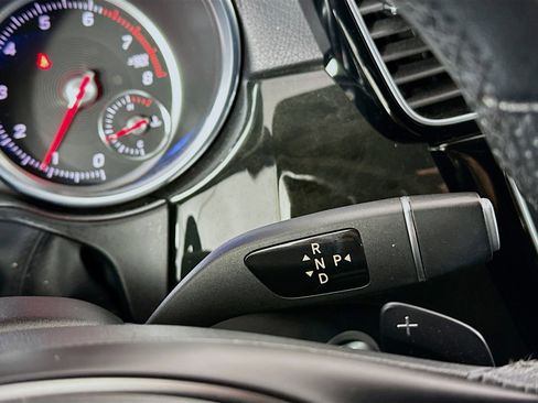 Used 2018 Mercedes-Benz GLE 350 4MATIC image 25