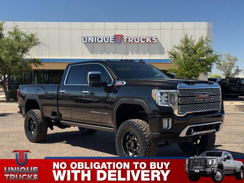 Used 2023 GMC Sierra 3500 Denali w/ Denali Black Diamond Edition image 3