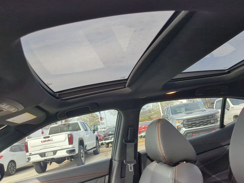 Used 2022 Nissan Maxima SR w/ Sport Mat Group image 20