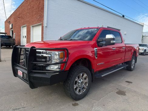 Used 2021 Ford F350 Lariat w/ Lariat Ultimate Package AWD/4WD image 2
