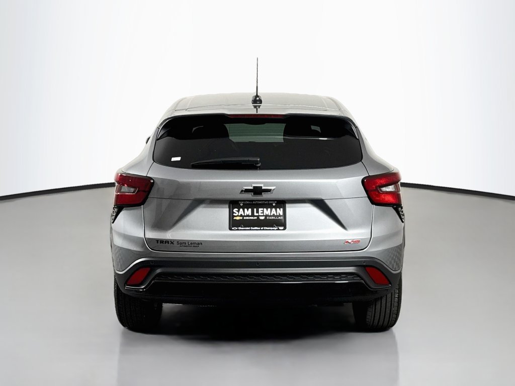 Used 2026 Chevrolet Trax RS w/ Sunroof Package FWD image 6