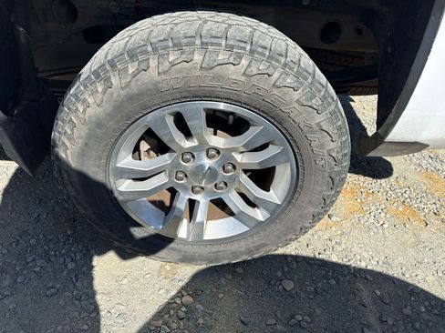 Used 2016 Chevrolet Silverado 1500 LTZ w/ LTZ Plus Package RWD image 8