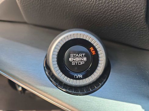 Used 2024 Jeep Wagoneer Series II w/ Convenience Group I image 22