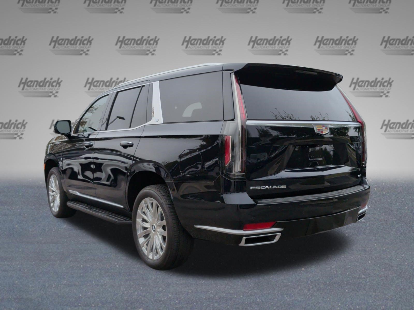 Used 2024 Cadillac Escalade Premium Luxury AWD/4WD image 10
