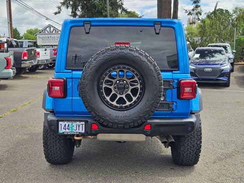 Used 2021 Jeep Wrangler Unlimited Rubicon w/ Xtreme Recon 35" Tire Package AWD/4WD image 4
