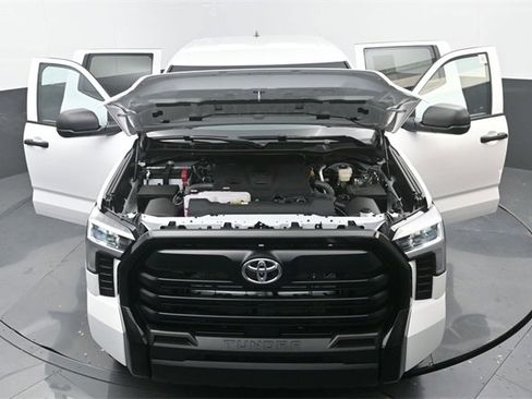 Used 2025 Toyota Tundra SR w/ SR Tow Package image 33